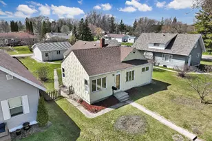 939 Duluth Ave N, Thief River Falls, MN 56701 - Photo 1