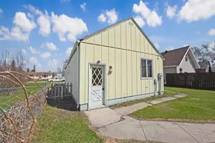 939 Duluth Ave N, Thief River Falls, MN 56701 - Photo 23