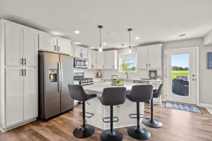 10911 Zest St NE, Blaine, MN 55449 - Photo 5