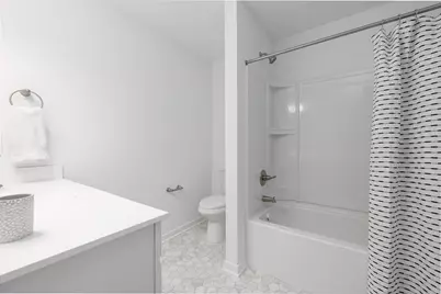 2028 James Avenue N #2, Minneapolis, MN 55411 - Photo 19