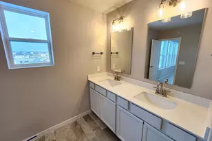 6286 Larkspur Ln, Corcoran, MN 55374 - Photo 9