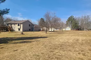 18344 N Lake Ln, Pine City, MN 55063 - Photo 9