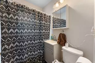 422 Logan Ave N, Minneapolis, MN 55405 - Photo 13