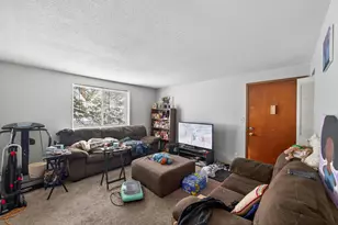 2717 Virginia Ave N, New Hope, MN 55427 - Photo 5