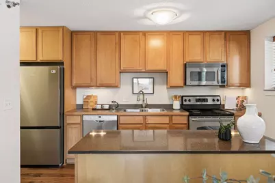 48 Groveland Terrace #B101, Minneapolis, MN 55403 - Photo 23