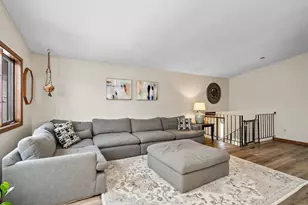 2805 Brookview Dr, Burnsville, MN 55337 - Photo 3