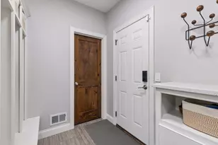 54 Monarch Way, North Oaks, MN 55127 - Photo 15
