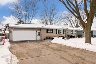 317 W 4th St, Waconia, MN 55387 - Photo 3