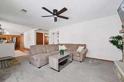 317 W 4th Street, Waconia, MN 55387 - Photo 9