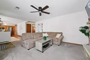 317 W 4th St, Waconia, MN 55387 - Photo 9