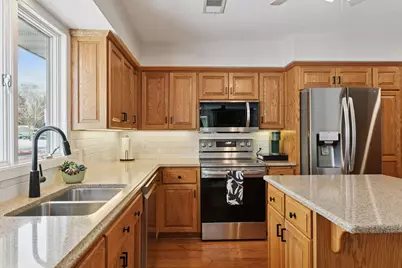 317 W 4th Street, Waconia, MN 55387 - Photo 17