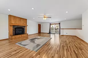 425 19th Ave SW, Rochester, MN 55902 - Photo 5