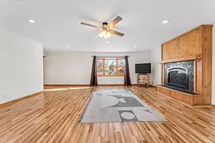 425 19th Ave SW, Rochester, MN 55902 - Photo 7