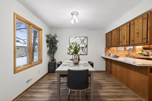 10549 Lancaster Ln N, Maple Grove, MN 55369 - Photo 5