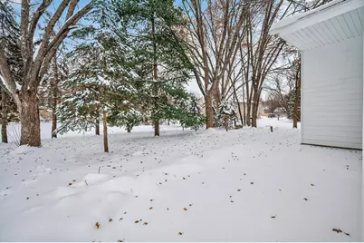 10549 Lancaster Lane N, Maple Grove, MN 55369 - Photo 45