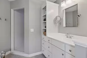 1631 Deephaven Dr, Woodbury, MN 55129 - Photo 35