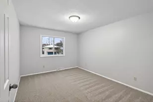 6608 Edgemont Blvd N, Brooklyn Park, MN 55428 - Photo 29