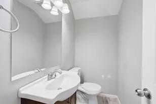 58 Wheelock Parkway E, Saint Paul, MN 55117 - Photo 11