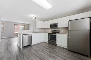 4826 Elm Dr N, Hugo, MN 55038 - Photo 3