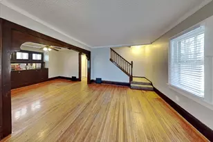 891 Hazelwood St, Saint Paul, MN 55106 - Photo 3