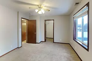 891 Hazelwood St, Saint Paul, MN 55106 - Photo 13