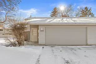 991 Carmel Ct, Shoreview, MN 55126 - Photo 1