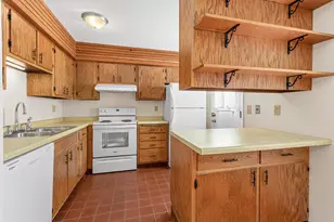 991 Carmel Ct, Shoreview, MN 55126 - Photo 9