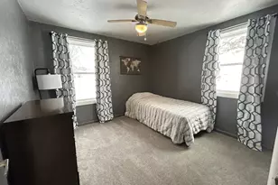 1900 22nd Dr SW, Austin, MN 55912 - Photo 19