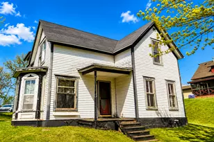112 Bluff Street E, Lake Benton, MN 56149 - Photo 1