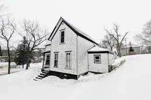 112 Bluff Street E, Lake Benton, MN 56149 - Photo 5