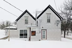 112 Bluff Street E, Lake Benton, MN 56149 - Photo 7