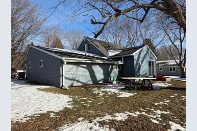 935 4th Street NE, Sibley, IA 51249 - Photo 3