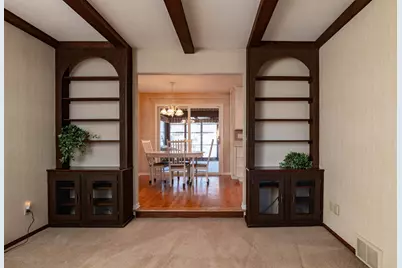 2888 Bartelmy Lane, Maplewood, MN 55109 - Photo 9