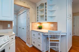 2888 Bartelmy Ln, Maplewood, MN 55109 - Photo 5