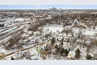 2203 Blake Avenue, Saint Paul, MN 55108 - Photo 9