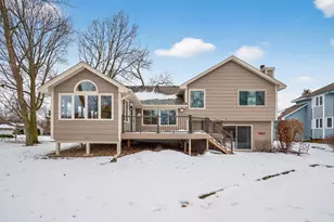 6397 Fawn Ln, Circle Pines, MN 55014 - Photo 5