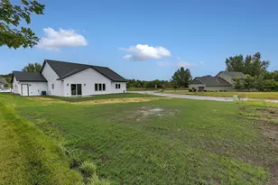 1303 Iris Ln, Saint Joseph, MN 56374 - Photo 35