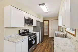 333 Arbor St, Saint Paul, MN 55102 - Photo 9