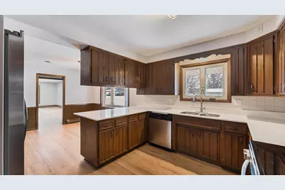 1030 Bromo Avenue, Saint Cloud, MN 56303 - Photo 7