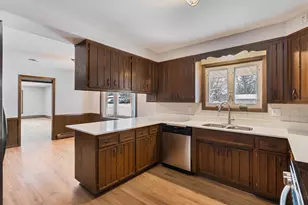 1030 Bromo Ave, Saint Cloud, MN 56303 - Photo 7