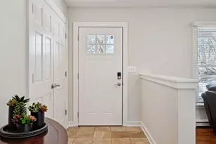 5604 Highwood Dr, Edina, MN 55436 - Photo 5