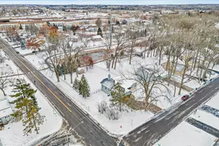 831 Windrow Dr, Little Canada, MN 55109 - Photo 27