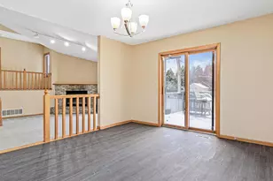 831 Windrow Dr, Little Canada, MN 55109 - Photo 9