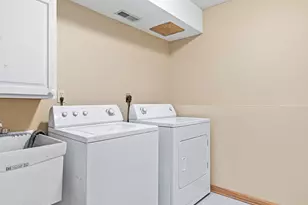 831 Windrow Dr, Little Canada, MN 55109 - Photo 19