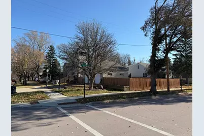 227 W 5th Street, Mankato, MN 56001 - Photo 3