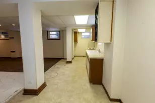 227 W 5th St, Mankato, MN 56001 - Photo 39