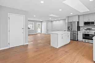 1939 Long Lake Rd, New Brighton, MN 55112 - Photo 5