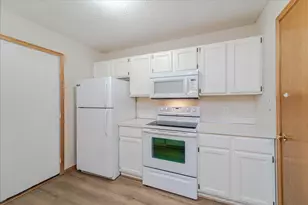 1937 Southcross Dr W, Burnsville, MN 55306 - Photo 9