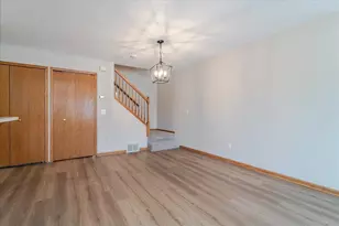 1937 Southcross Dr W, Burnsville, MN 55306 - Photo 7