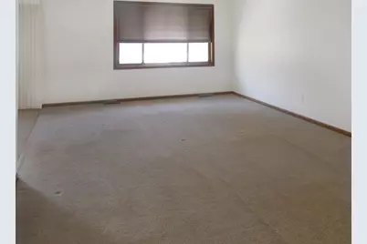 7229 Woodstock Curve, Bloomington, MN 55438 - Photo 7